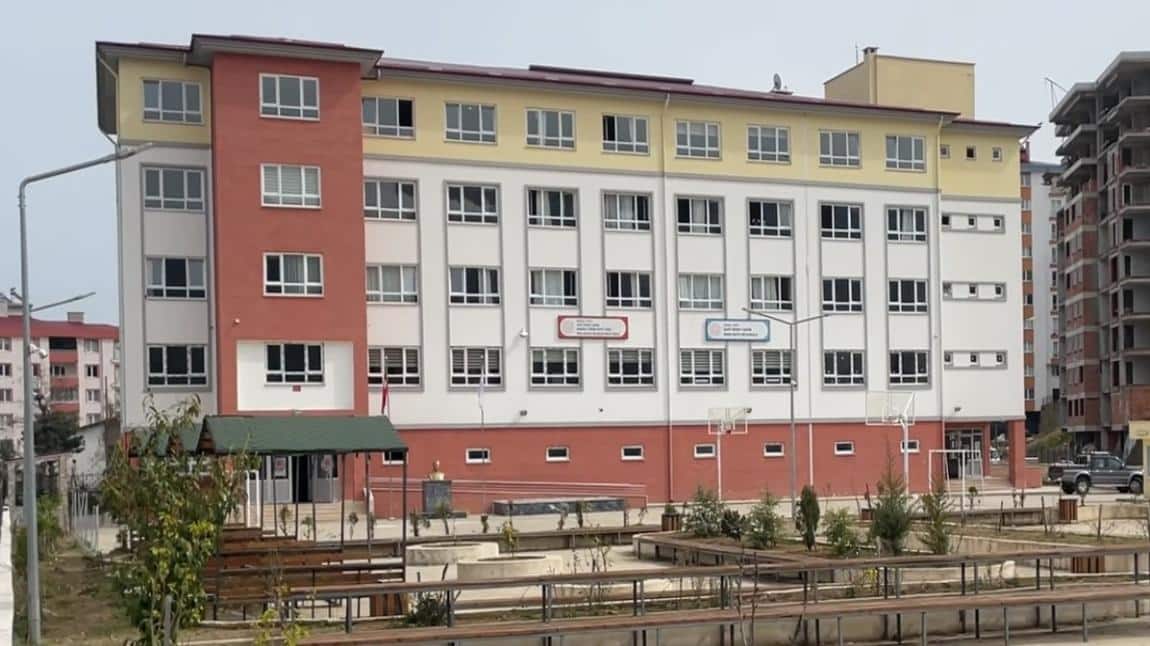 Şehit Murat Şahin Anadolu İmam Hatip Lisesi Fotoğrafı